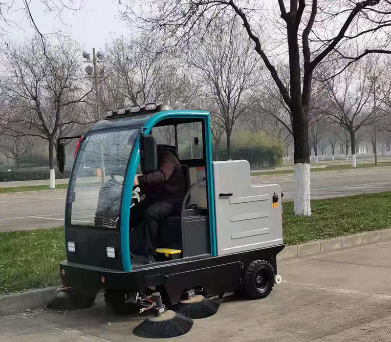 西安高樂美掃地機在法門寺使用